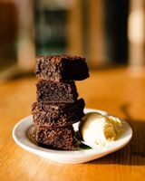 Брауни хапки (100гр)