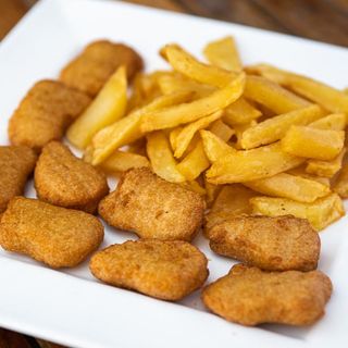 Nuggets (6 Uds.) Y Patatas