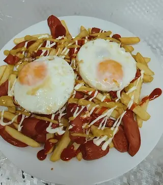 Salchipapas