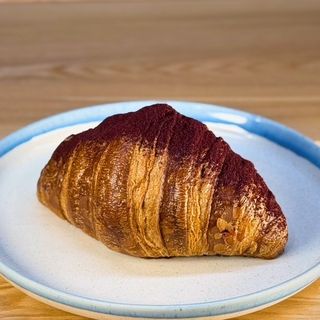 Круасан "Смородина"