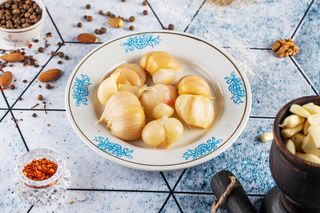 მჟავე ნიორი