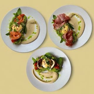 Avocado Toast with Hummus