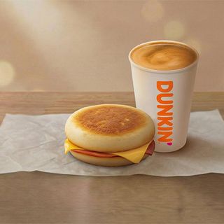 ტოსტი ლორით და ყველით კომბო