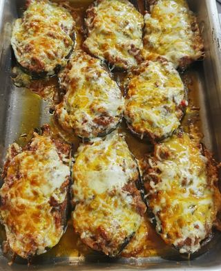 Berenjena Rellena (1/2 Ración)