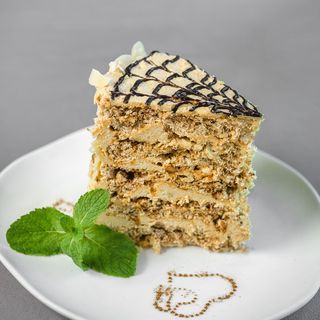 Торт Естерхазі(200г)