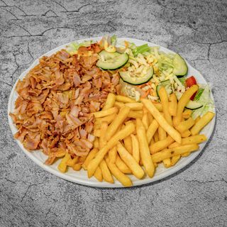 plato kebab con arroz