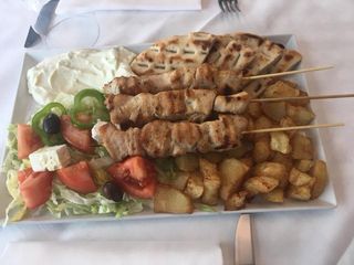 Piatto spiedini di maiale