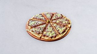 Pizza lahmacun kashkaval 45cm