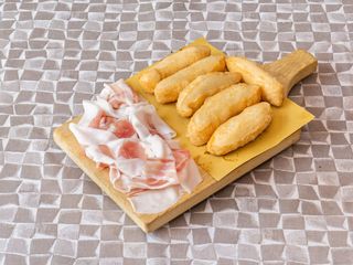Chiacchiere con lardo