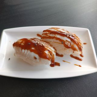 108. Sushi dorada Flambeado (2 Pzs.)