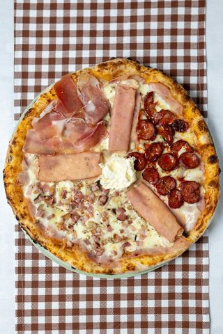 Sokače specijal pizza