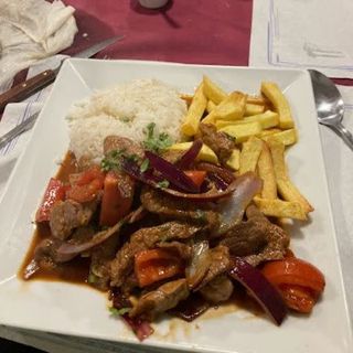 Lomo Saltado