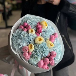 Кольоровий капкейк 