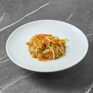 Spaghetti di soia con verdure