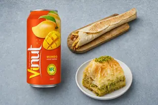 Kebab Rollo Amerykański + Napój Mango 330 ml + Baklava