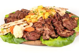 Platou mix grill pentru 6 persoane 