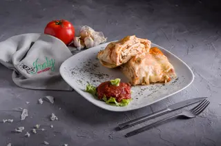 Rolovani sendvič piletina