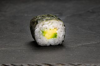 Maki De Aguacate (8 Pzs.)