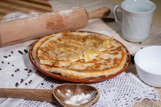 Plăcintă cu cartofi