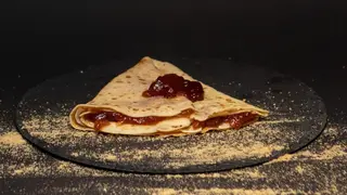 Palačinke sa domaćim džemom od šljive