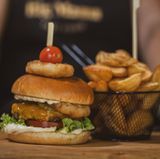 Big mama burger + pomfrit + Coca-Cola