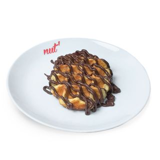 Waffle com Nutella e Fruta
