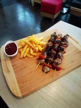 НОВО!!!Порция свинско шишче