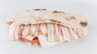 Sendvič sa pancetom i sirom