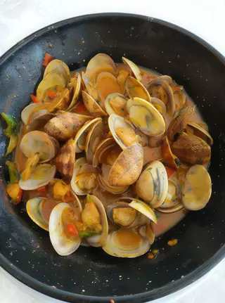 Almejas a la Marinera