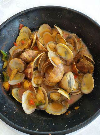 Almejas a la Marinera