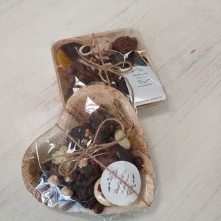 Platito de bombones artesanos surtidos 