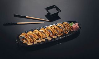 შემწვარი მოცარელას როლი ორაგულით