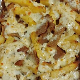 Carne Kebab Cheese Fries