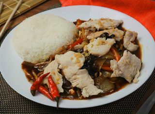 Pui cu lemongrass și orez