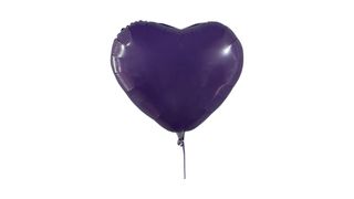 მუქი იასამნისფერი გული