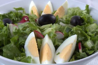 Зелена салата с яйце (300гр.)