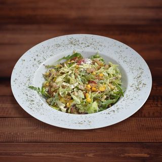 Topla salata sa svinjskim fileom