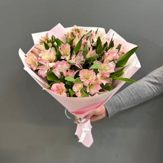 Ramo de 11 alstroemerias 