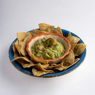 Guacamole con nachos