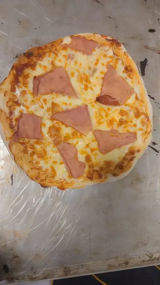10. Pizza Bikini 