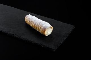 трубочка с заварным кремом