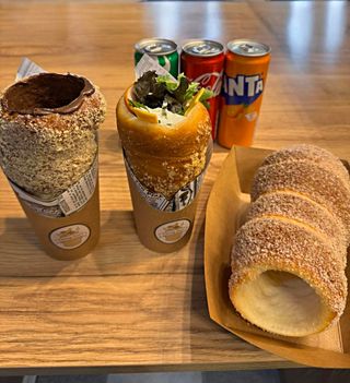 Крем от сирена + Натурално + Малко с Нутела + 3 Напитки