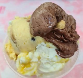 Tre palline in coppetta