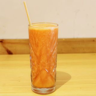 Superzumo De Naranja Y Fresas