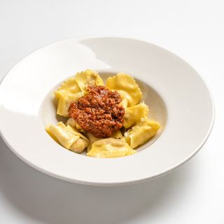 Tortelloni Relleno de Queso y Nuez