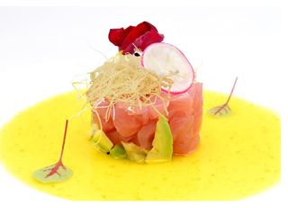138-Tartare sake avocado