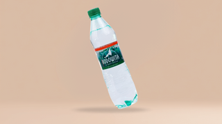 Woda gazowana 1L