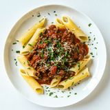 პასტა საქონლის ხორცით