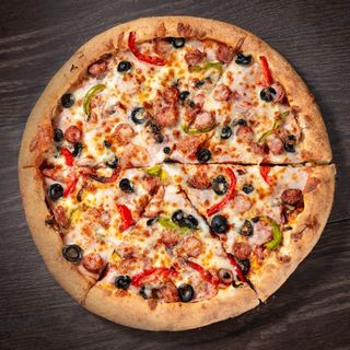 2 x Pizza Taraneasca Ø 30cm + 2 sosuri