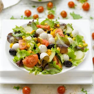 Insalatona mista a sorpresa 0,5 cl